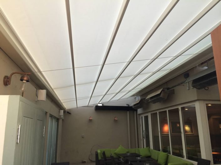 merrion-inn-retractable-roof